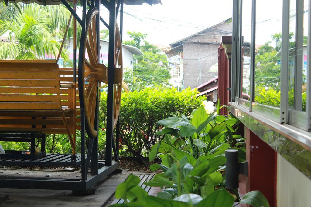 Zana Beach Guesthouse シアヌークビル エクステリア 写真