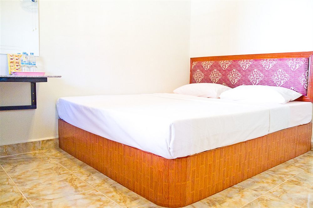 Zana Beach Guesthouse シアヌークビル エクステリア 写真